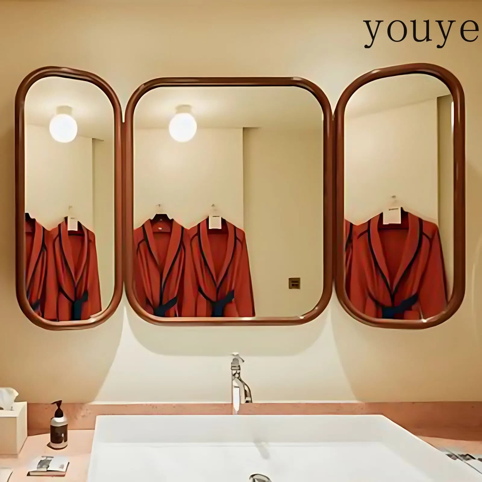 Used three-fold bathroom mirror, French vintage decorative bathroom foldable home American wall-mounted makeup mirror