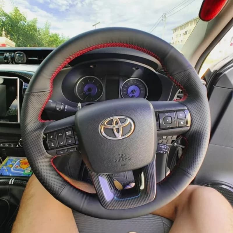 Customized Briad Steering Wheel Cover for Toyota Fortuner 2016-2019 Hilux 2015-2019 Hand Stitched Genuine Leather Protector