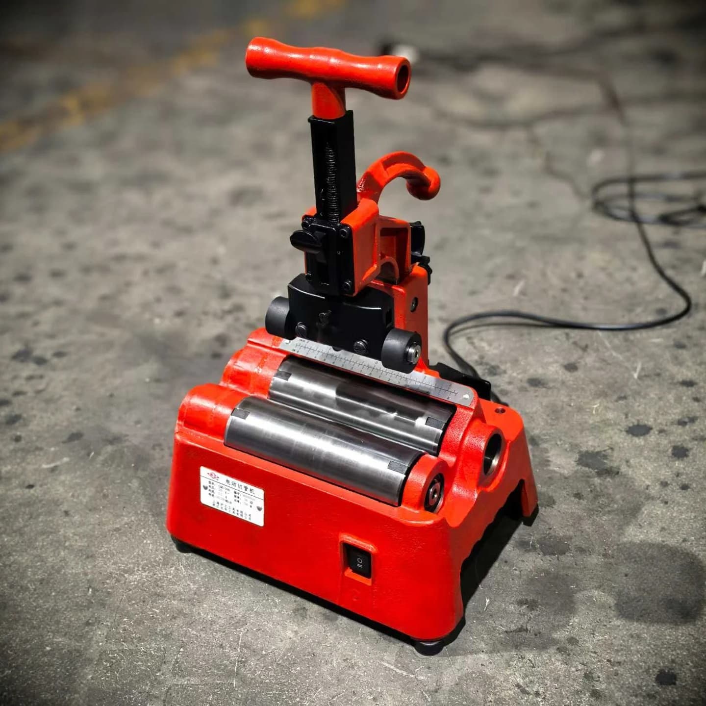 Small stainless steel tube cutting machine 12-100mm