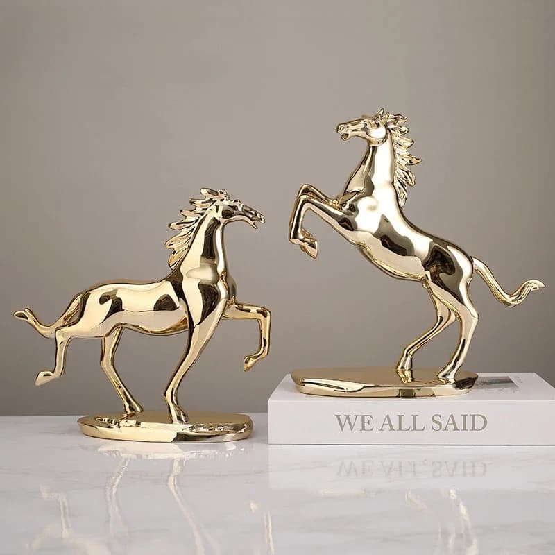 Golden Horse Desktop Decoration Resin Crafts Simulated Animal Sculpture Lucky Horse Decorative Figurines Home Decoration