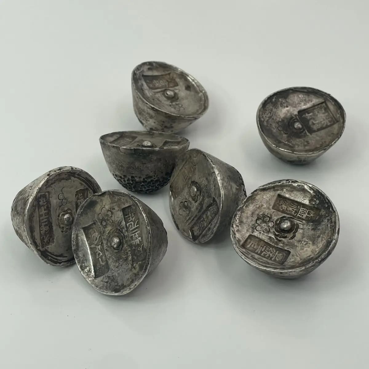 Silver ingot round silver ingot honeycomb county silver mansion ornament collection round ingot random hair antique explosion