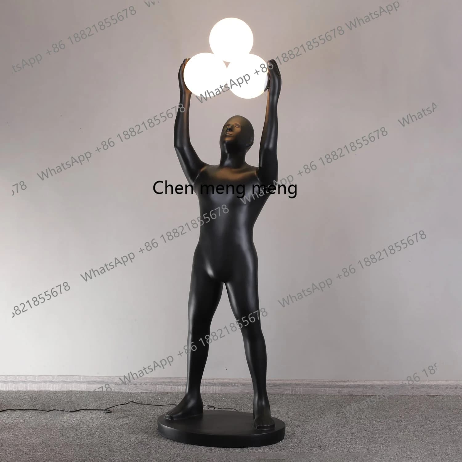 Abstract Ball-Holding Human Sculpture Floor Ornament Villa Hotel Reception Decoration Resin Art