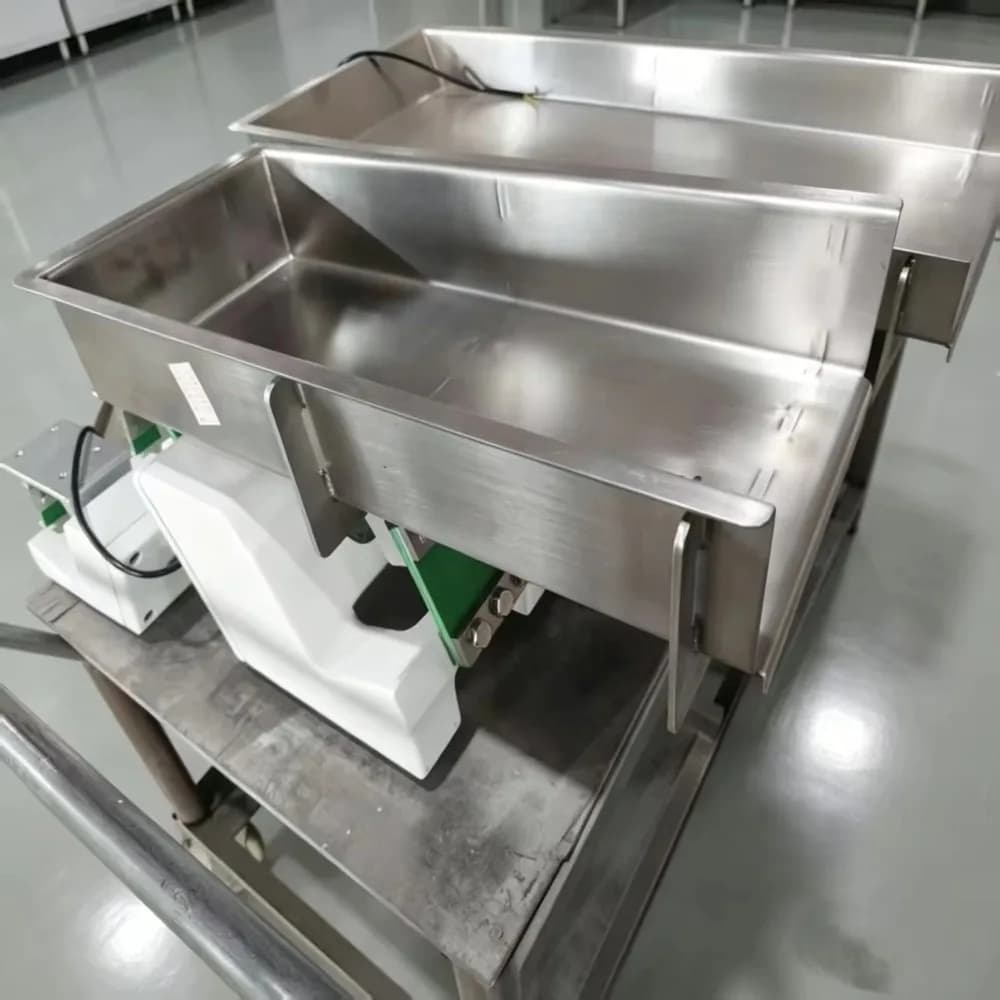 Industrial Electromagnetic Vibrator Bracket Adjustable Amplitude Bin Wall Bulk Material 60KW 1 Year Warranty