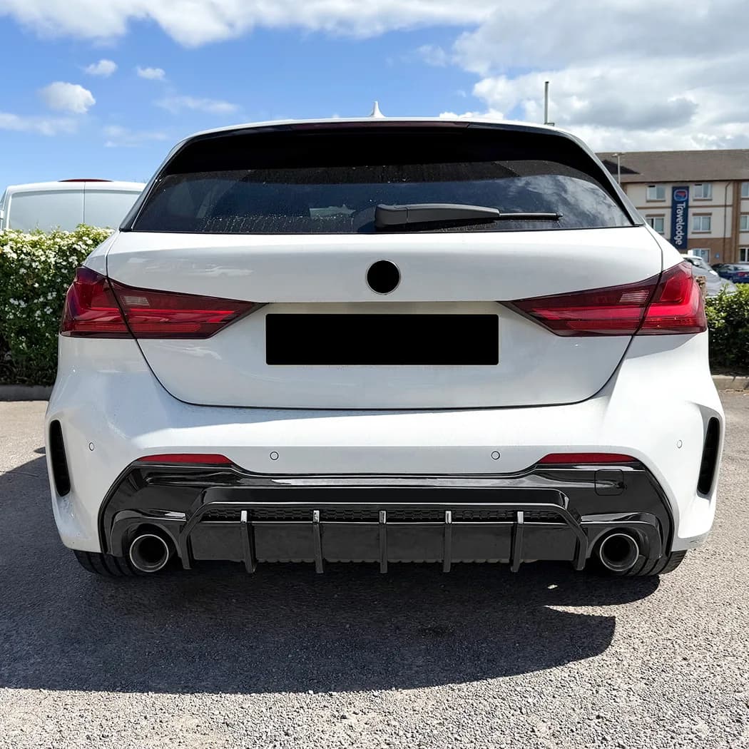 For Bmw 1 Series F40 M Sport 2019 2020 2021 2022 2023 2024 Automobile Hatchback Competitive Model Rear Bumper Diffuser Body Kit