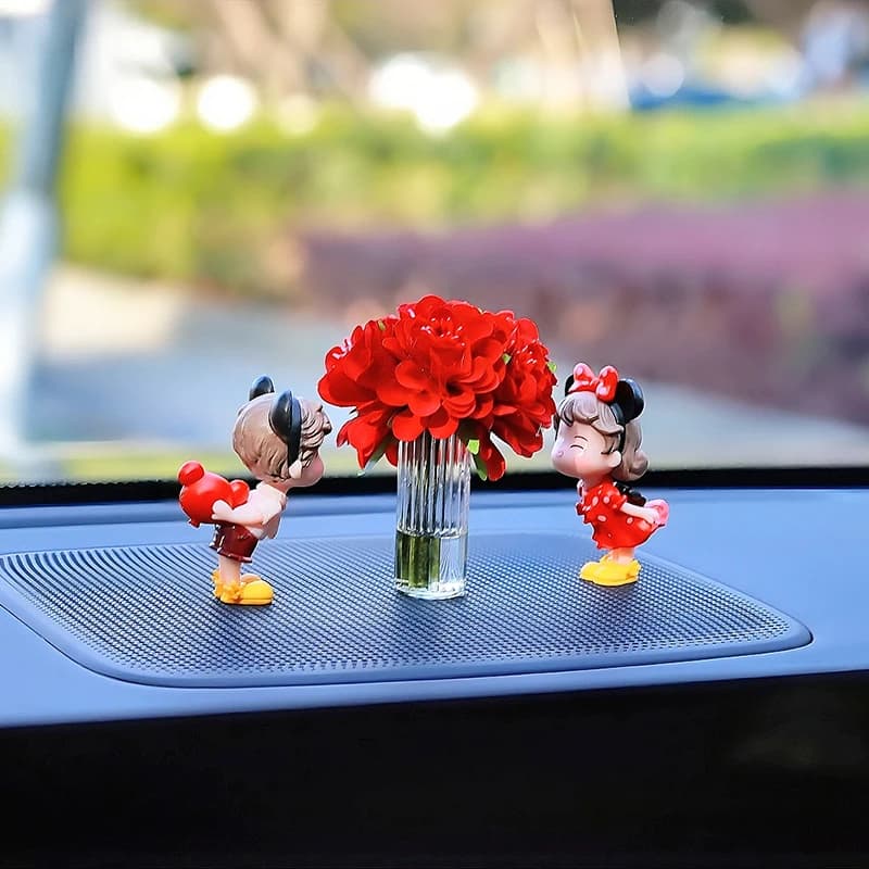 Cute Smell Of Flowers Couple Car Interior Decoration Ornaments Auto Center Console Decoration Gadgets For Woman Car Accessories