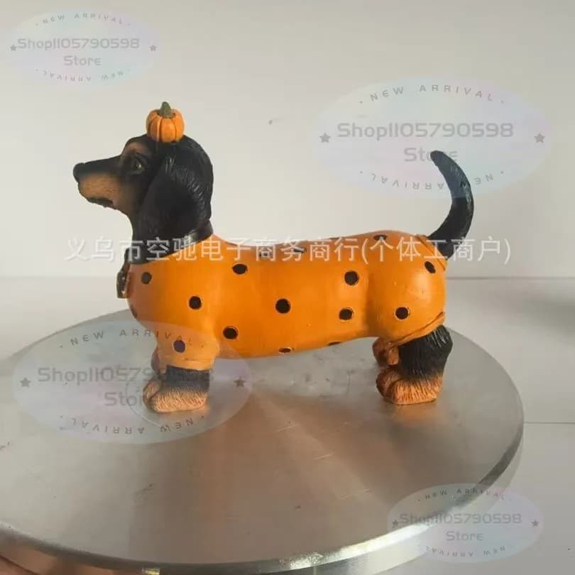 Cute Halloween Dachshund Pumpkin Resin Figurine, Fall Home Decor,Charming Seasonal Dog Decor Statue, Festive  Ornament for Desk