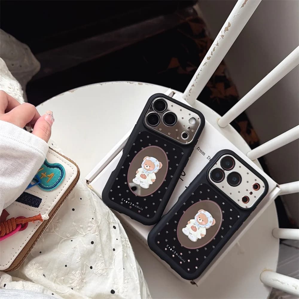 Korea Ins Cute black Dots Mirror Bear Lanyard Phone Case for iPhone 18 17 16 15 Pro Max Shockproof Cover with black Chain Cases