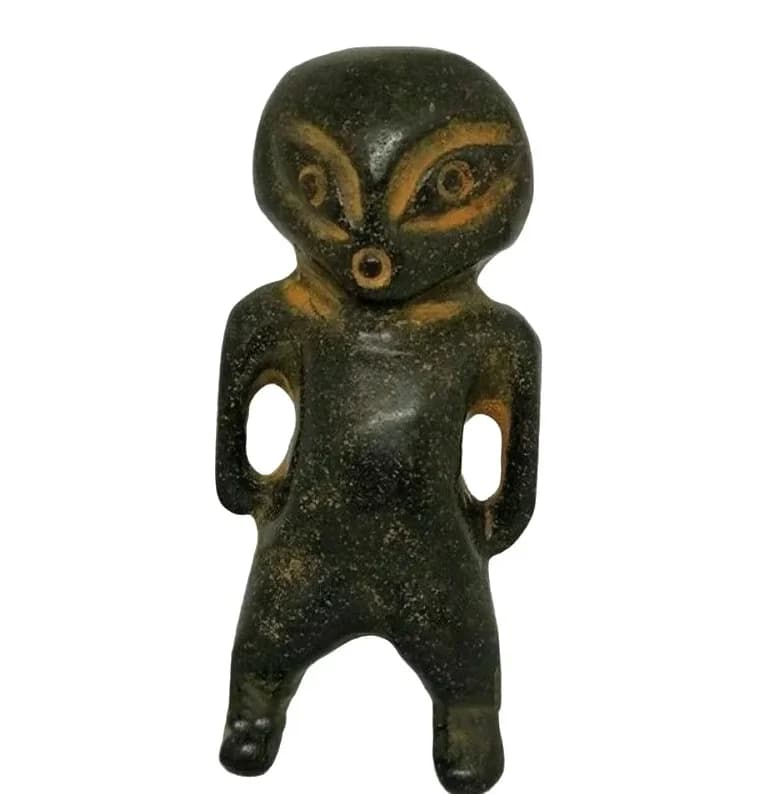 Chinese Hongshan Culture Meteorite Rare Alien Exquisite Hand Carved Pendant Statues for Decoration Collection Ornaments Gift