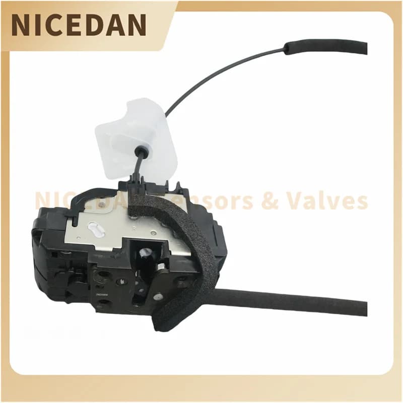 Front Left/Right Door Lock Actuator For 2007-2013 Nissan Qashqai / Qashqai +2 I 80501-EY11D 80501-EY11E 80500-EY10D 80501-EY10D