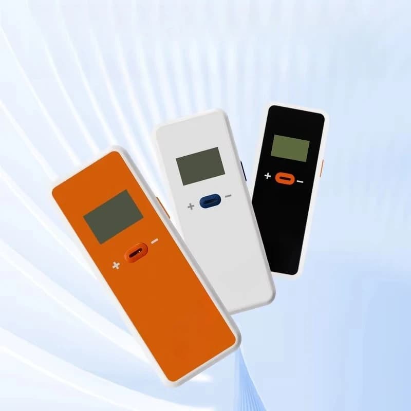 Compact portable wireless translator with noise reduction, 2.4G frequency, 500mAh battery