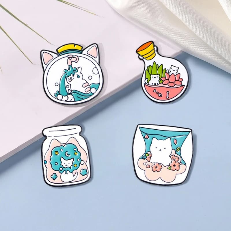 New Drift Bottle Cat Brooch Cartoon Cute Student Drop Oil Badge Fashion Casual Pin DIY Clothing Bags Hat T-shirt Jeans Accessory