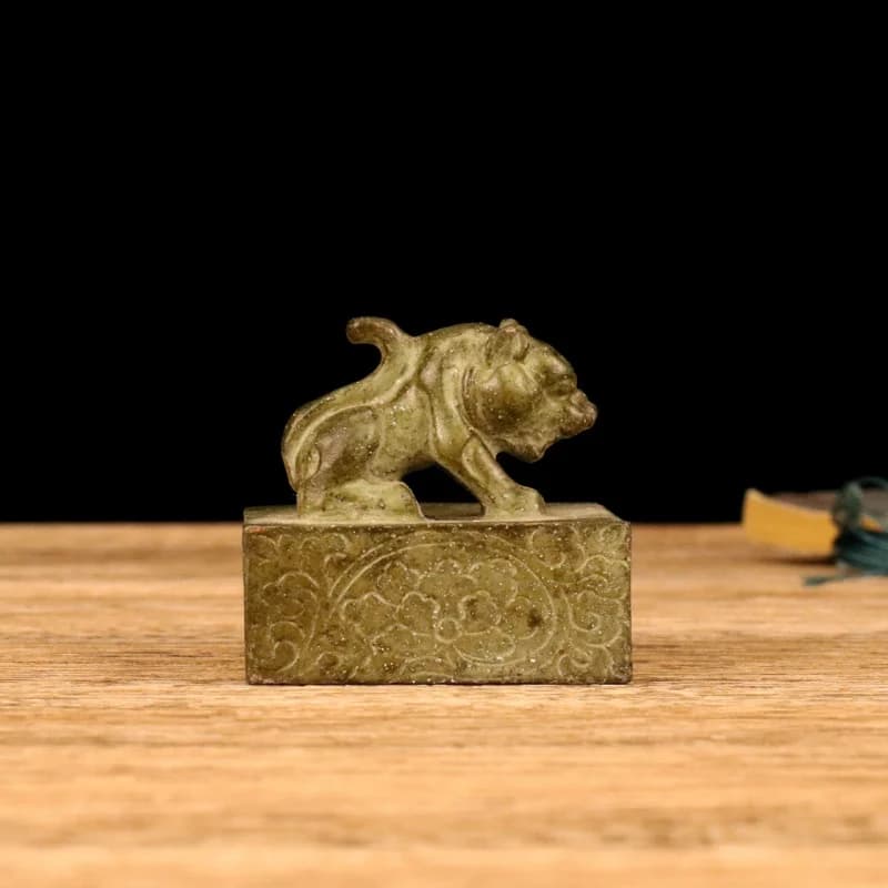 Alloy Ornament for Study Room and Home Decor, Antique Bronze Pixiu Seal Decoration
