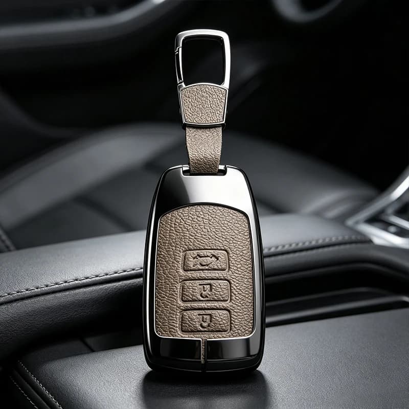 Zinc Alloy Leather Car Key Cover Case for Toyota Yaris Yarisl X Hiace Vios Verso Camry Corolla Protect Shell Accessories