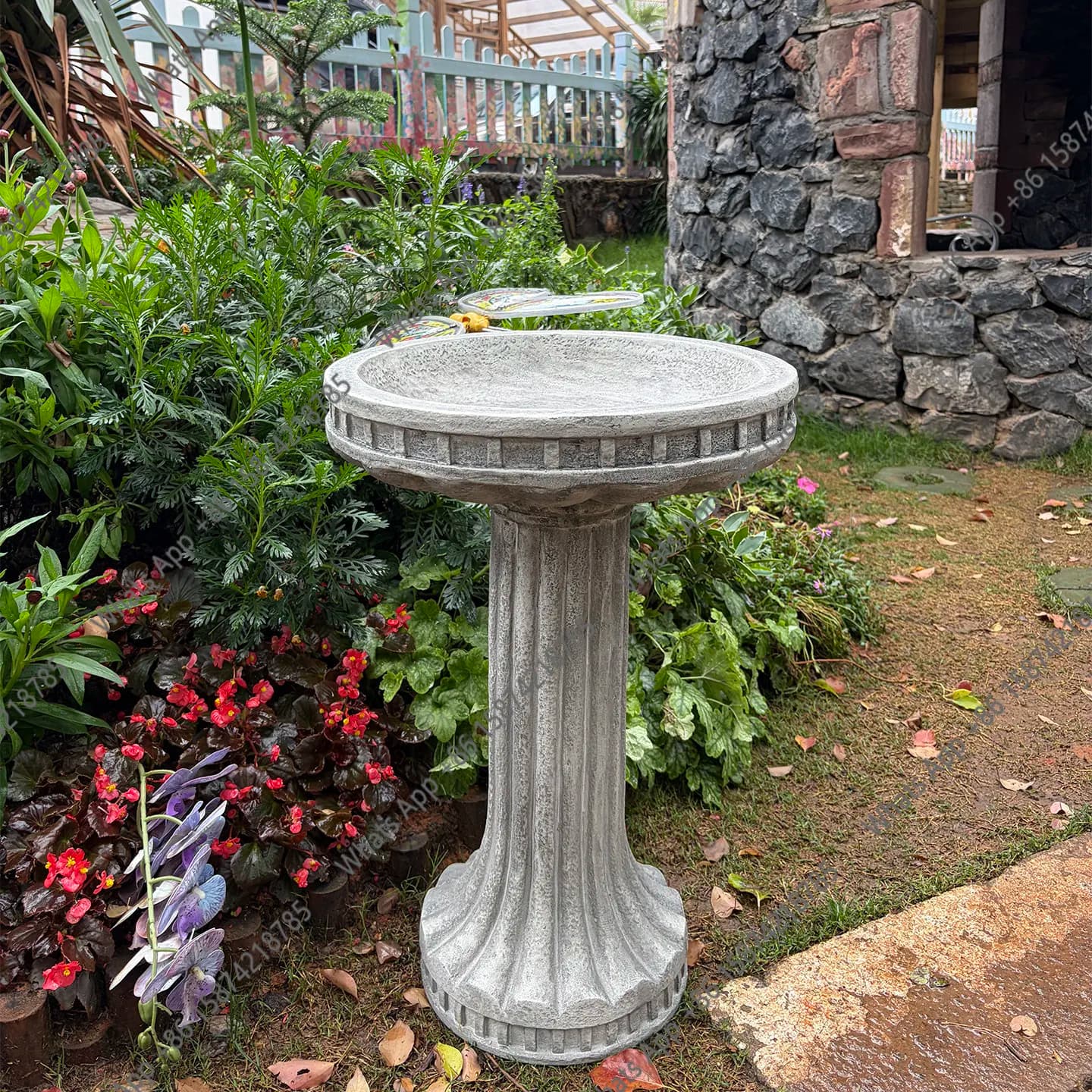 Vb Outdoor Courtyard Round Bird Feeding Basin Imitation Stone Water Basin Bird Feeder Garden Decoration Ornament
