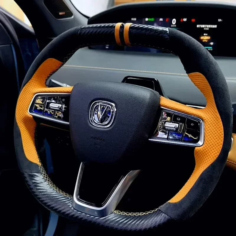For Changan 22-24 UNIV UNIK CS55 PLUS KILOBYTE Q05 Hand Sewn Car Steering Wheel Cover Car Accessories Suede Leather