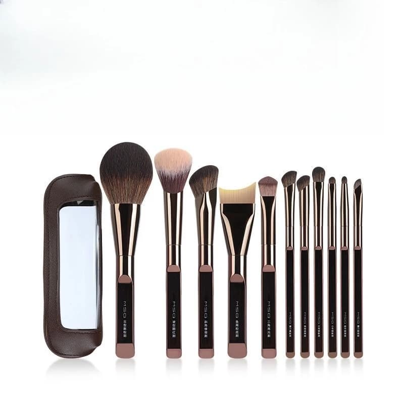 11 light and shadow makeup brush set, foundation brush, blush brush, concealer, eyeshadow brush, free gift box.