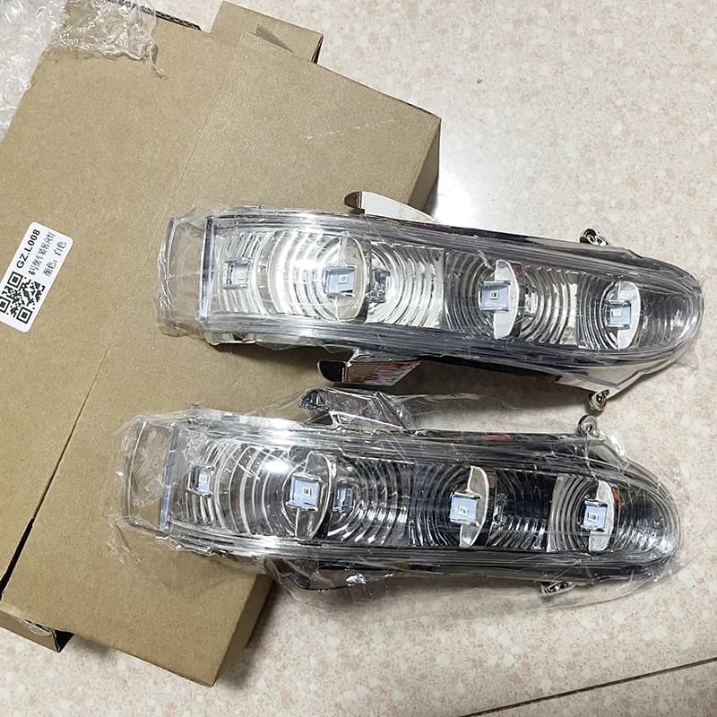 2Pcs LED Auto Rear View Mirror Turn Signal Light Indicator Lamp For Mercedes-Benz W215 CL215 W220 S430 (1999-2003) - Easy Instal
