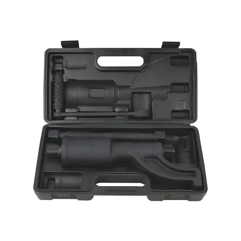 Torque multiplier, wrench for truck trailers, tire disassembly and assembly labor-saving wrench, force-increasing tire wrench