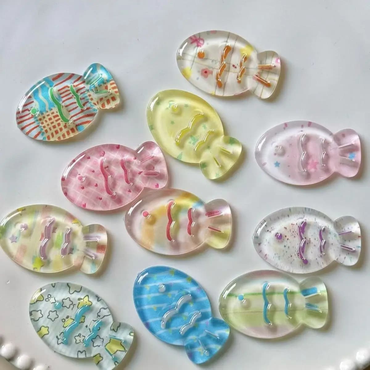 10pcs Clear Printed Small Fish Headwear DIY Accessories Girls Cute Cartoon Fish Shaped Phone Case Shoe Charms Decoration