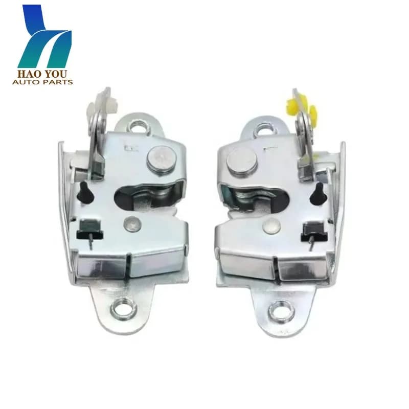 65780-0K010 65790-0K010 Car Door Lock Tailgate Lock Back Door Lock for Toyota Hilux Vigo 2004-2011
