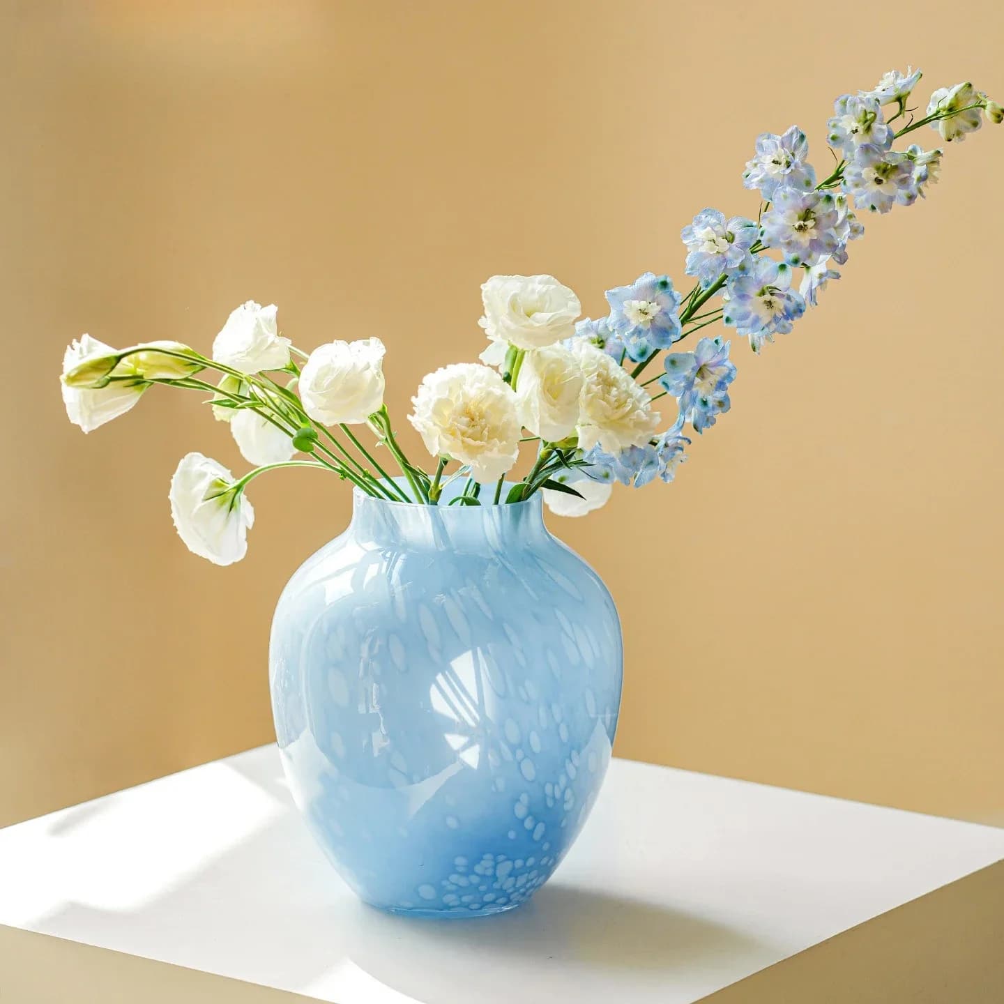 CL  vase ornament,  arrangement is very beautiful, beautiful, light luxury glass, advanced flower creativity