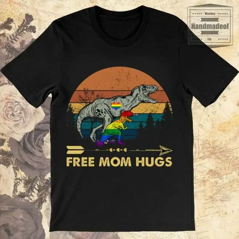 Free Mom Hugs Vintage Family Lgbt Dinosaurs T-Shirt 100% Cotton O-Neck Summer Short Sleeve Casual Mens T-shirt Size S-3XL