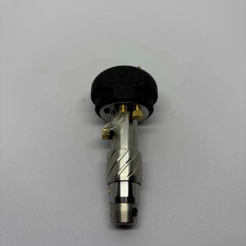 Pneumatic engraving machine handle, manual version