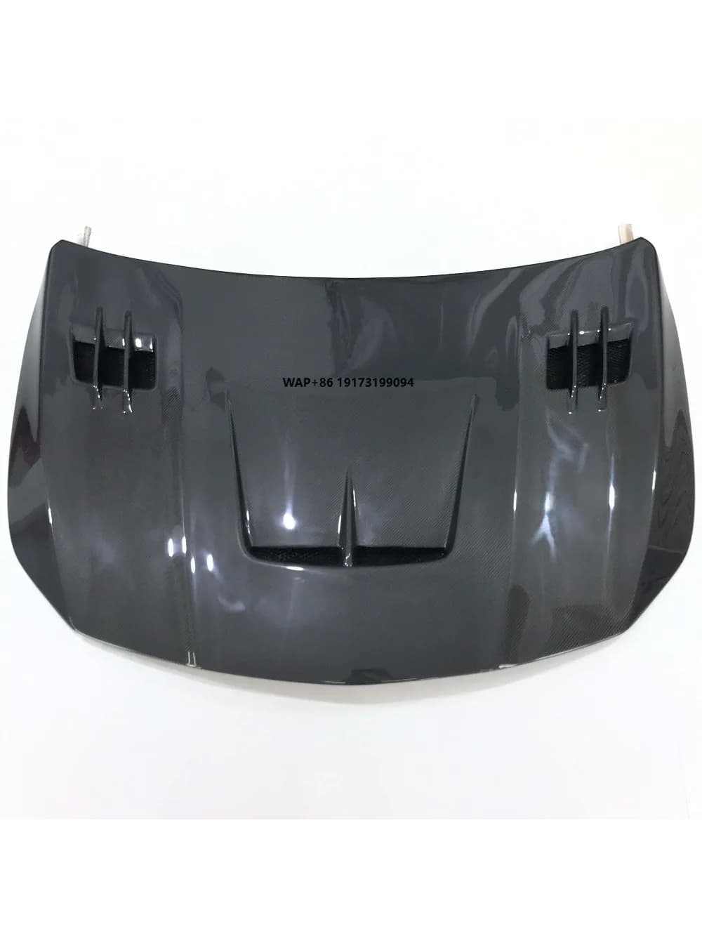 New a Style Carbon Fiber Engine Hood Vent Bonnet with Bolts for CLA-Class W117  CLA250 CLA45