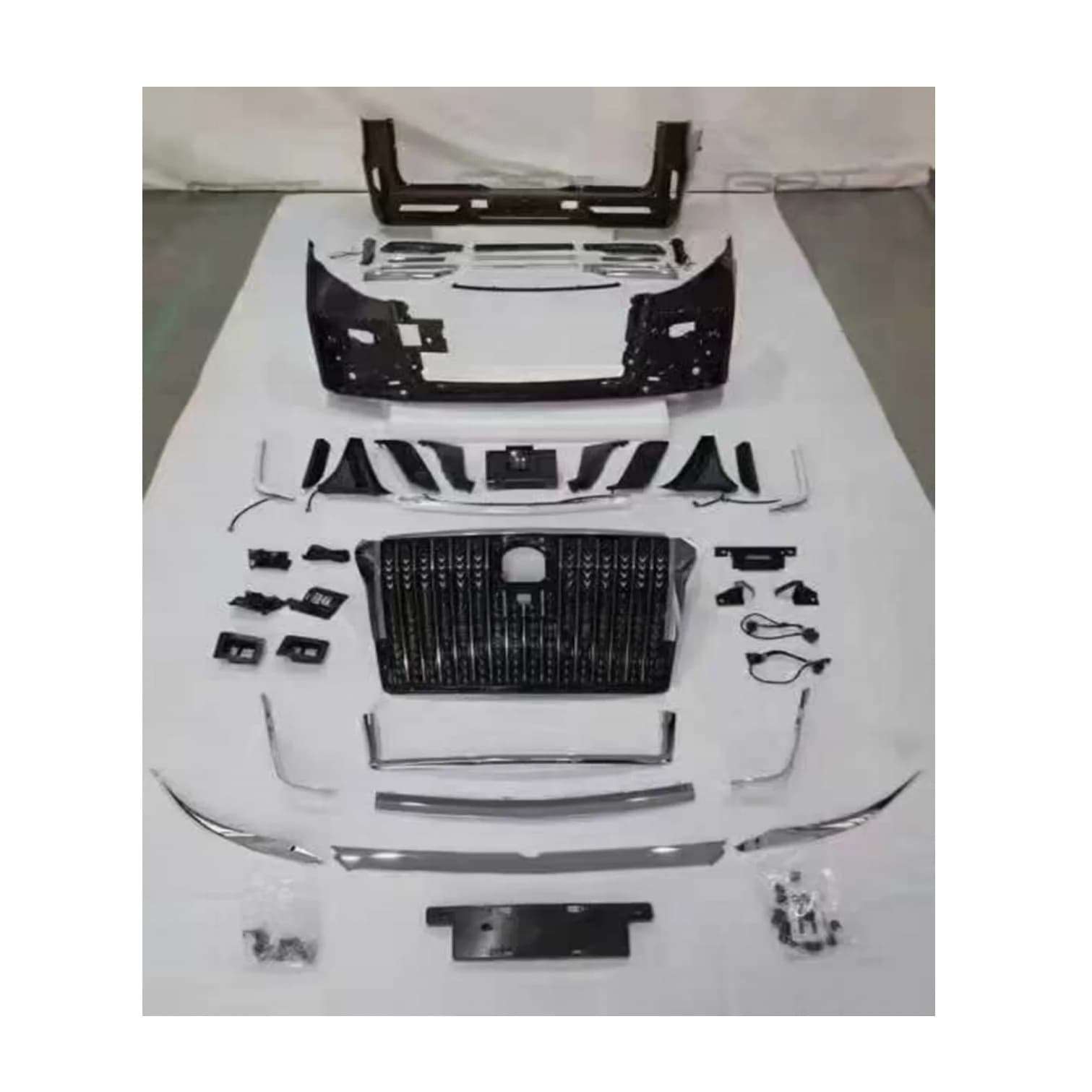 Benz Vito / V260 Wholesale Body Kits Facelift Car Bumpers Facelift Kit ABS Material Front and Rear Bumper