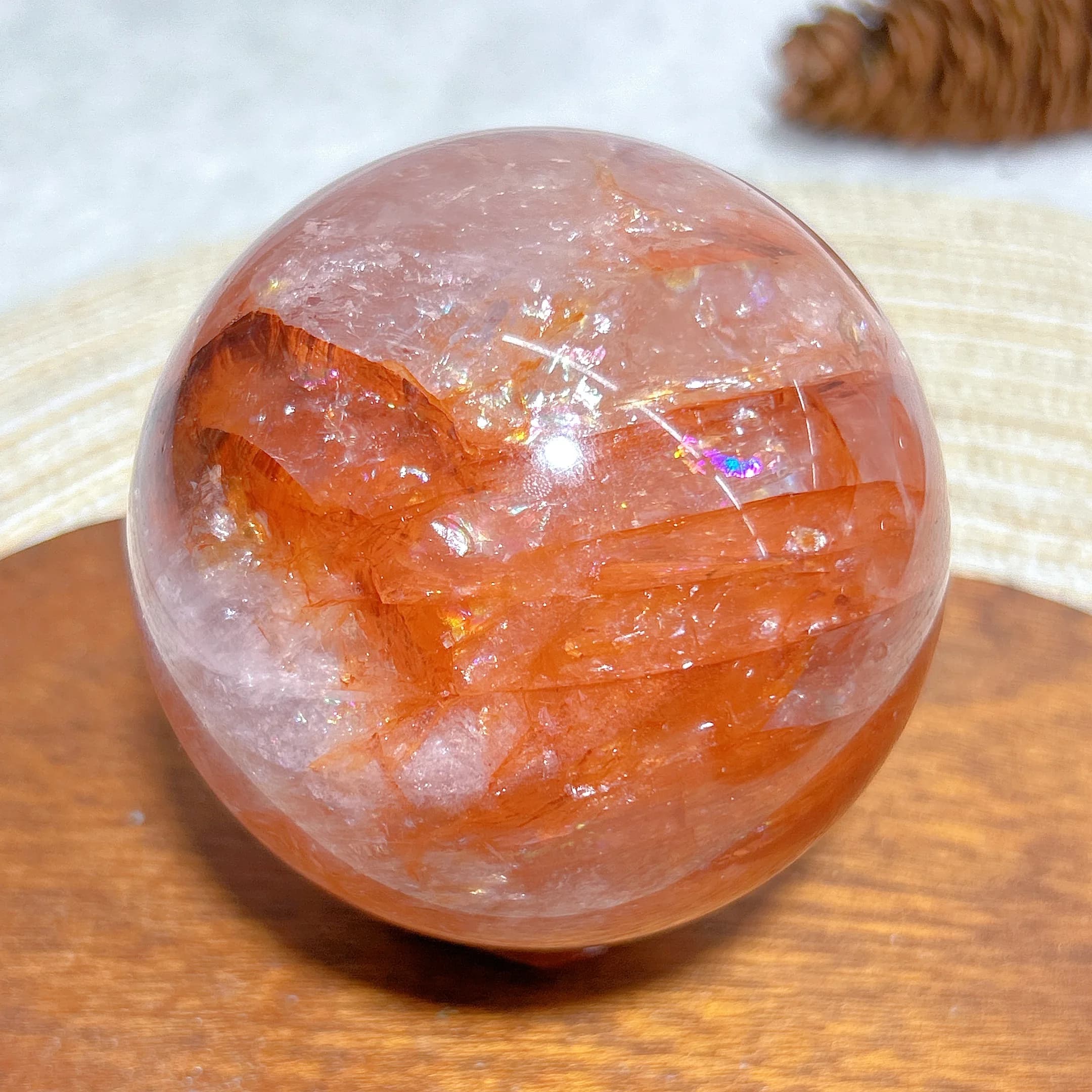 High Quality Natural Crystal Fire Quartz Rainbow Sphere Polished Ball Healing Gemstones Ore Reiki Energy Home Decoration Gift