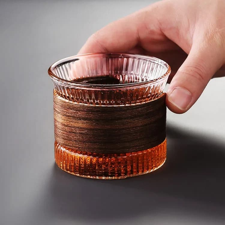 Household Kung Fu tea set for drinking tea, small cup, Japanese hammer grain glass wood ring, tea cup, master cup, small teacup.