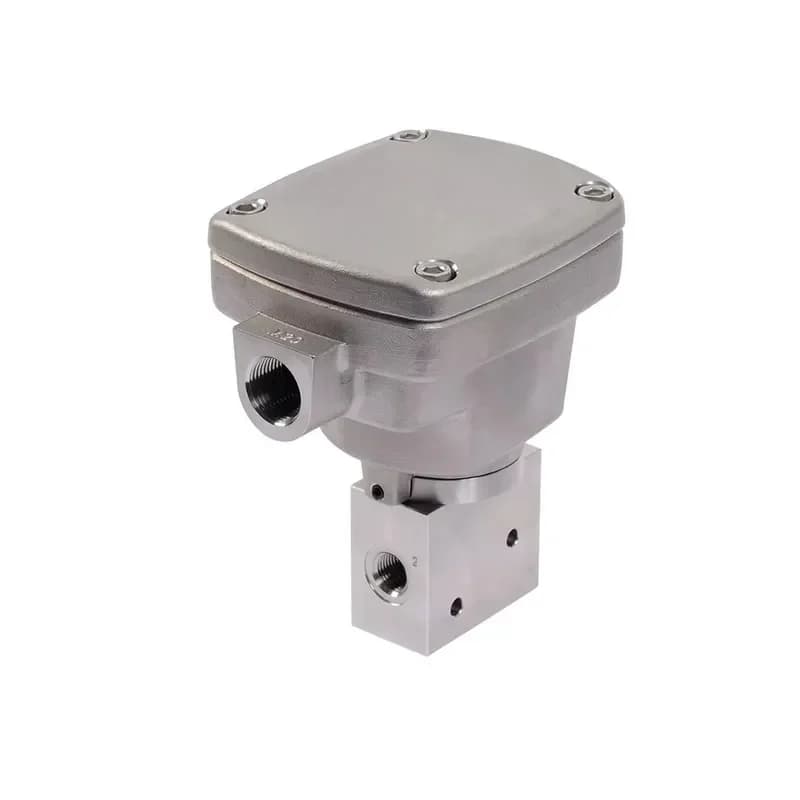 Model 8327 3/2 Way Universal Direct Acting Solenoid Valve 1/4 Inch NPT Thread Brass Body 24V DC Stable Operation