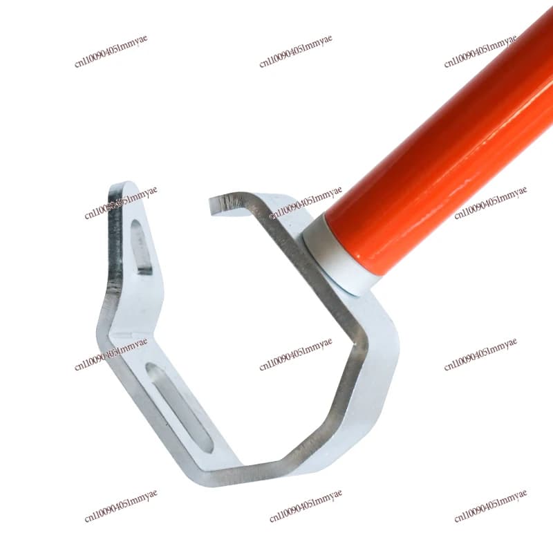 Long-distance safety traction control hook handling aid