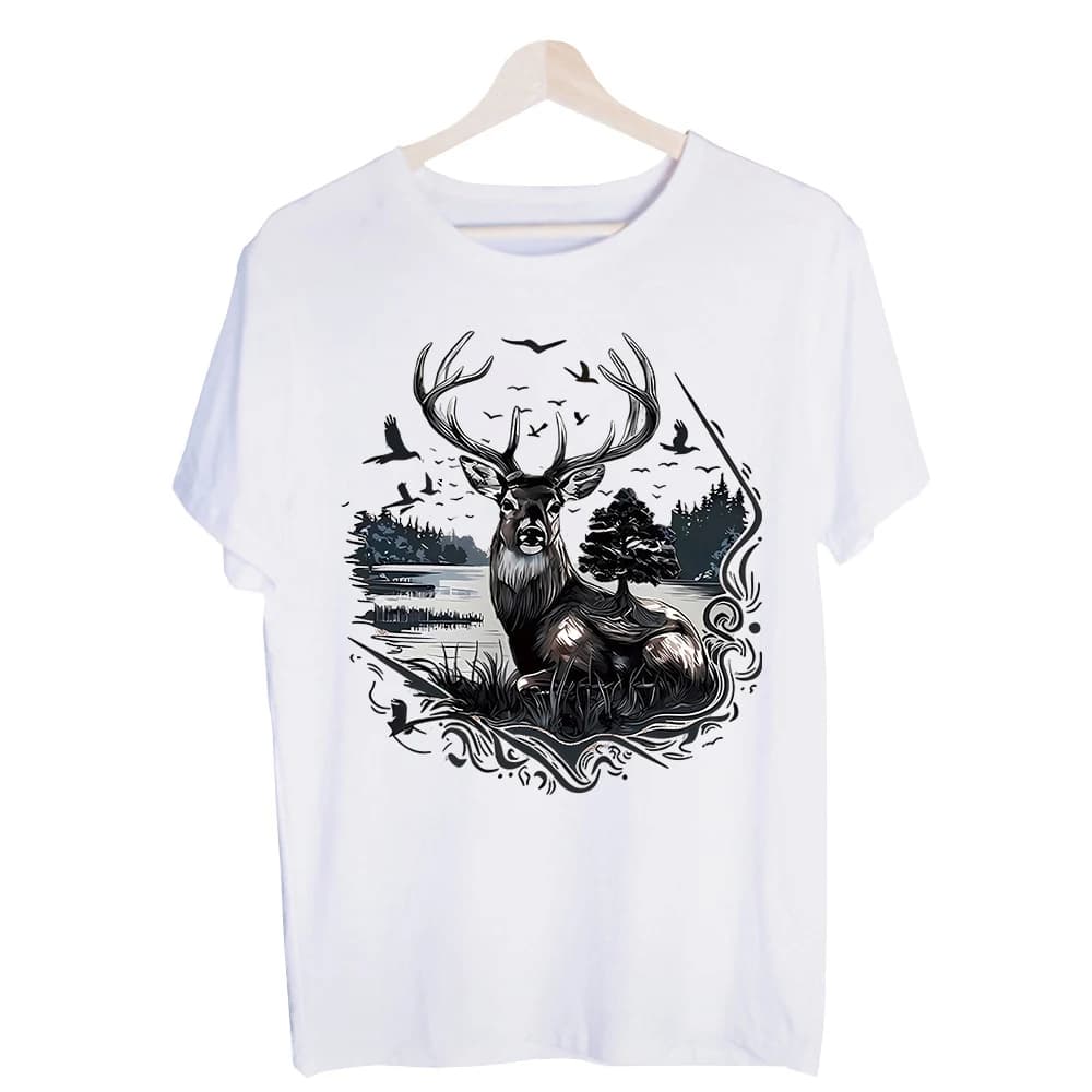 Men's Deer Nature Graphic Tee, Short Sleeve Crew Neck T-Shirt for Outdoor Casual and Summer Wear