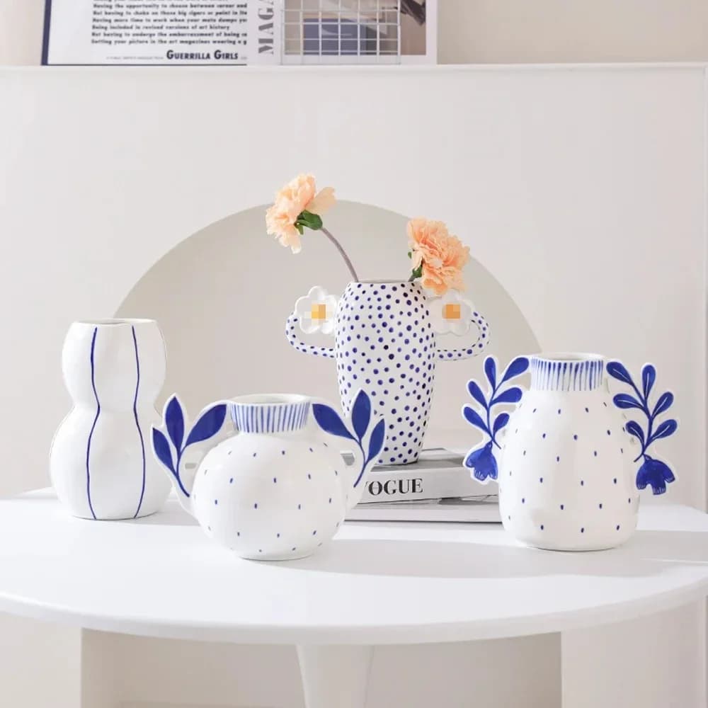 Creative Hand-painted Ceramic Vase Cartoon Polka Dot Ceramic Bottle Flower Arrangement Accessories Flowerpot Home Decoration