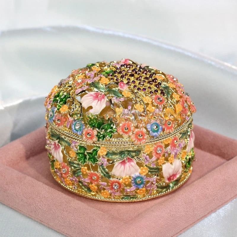 Metal enamel color jewelry box, retro Qibaoyaki handicraft jewelry bracelet storage box