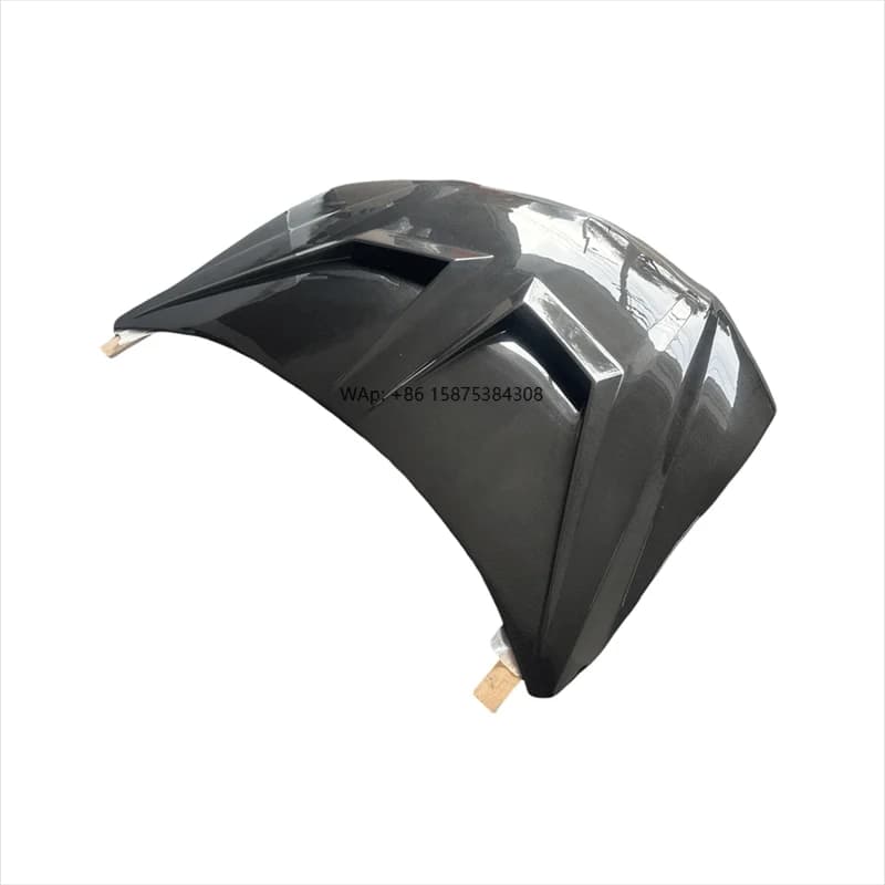 1016 Style Carbon Fiber Hood for URUS Engine Bonnet
