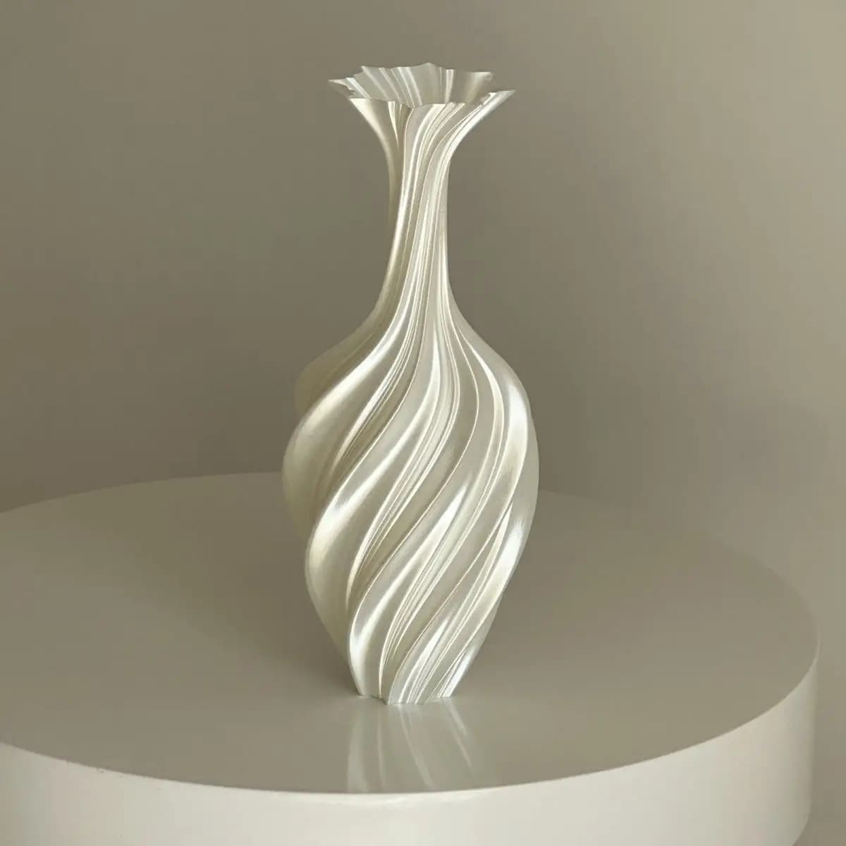 Wholesale Premium Plastic Vases for Home Decor Plastic Flower Vase Plastic Vase for Flowers