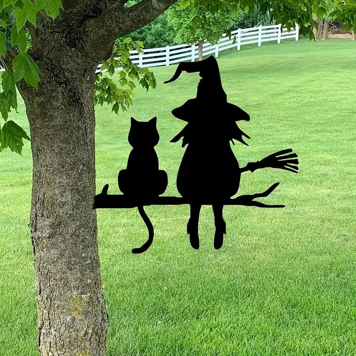 Iron Silhouette Cute Witch And Cat Garden Stake On The Branch Yard Art Decor Tree Stump Plug-in For Garden Lawn Courtyard Decora