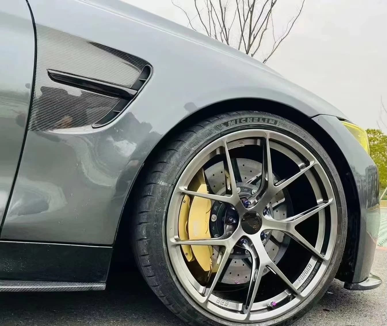 Carbon Fiber Front Vented Fender for F80 M3 F82 M4 Fender F80 Carbon Fiber Fenders Customized
