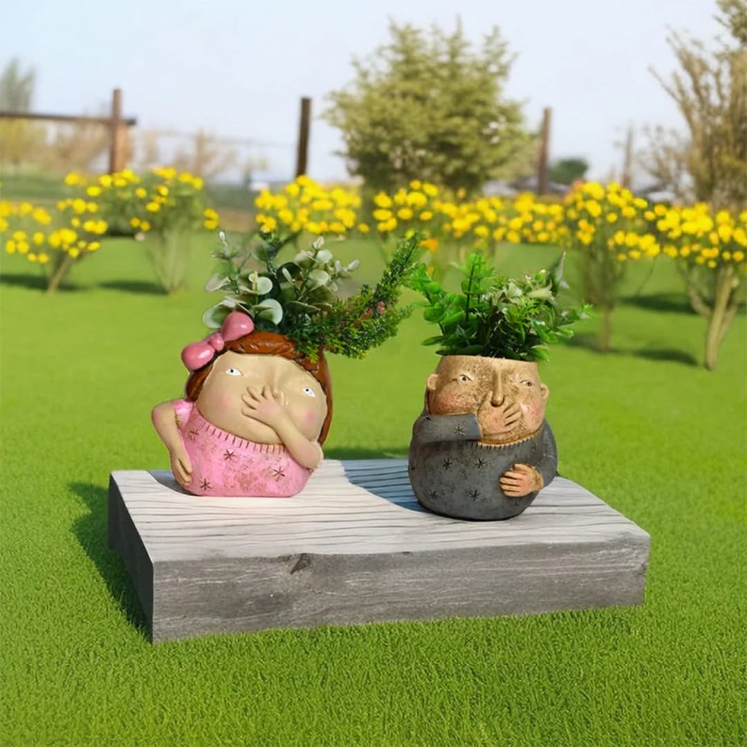 Resin Sculpture Girl Holding Nose Statue For Bathroom Funny Statue Weird Decor Creative Modern Resin Sculpture Gift Ornaments
