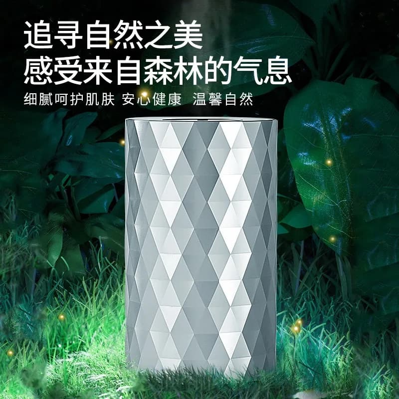 Car aromatherapy machine Intelligent automatic fragrance machine in the car
