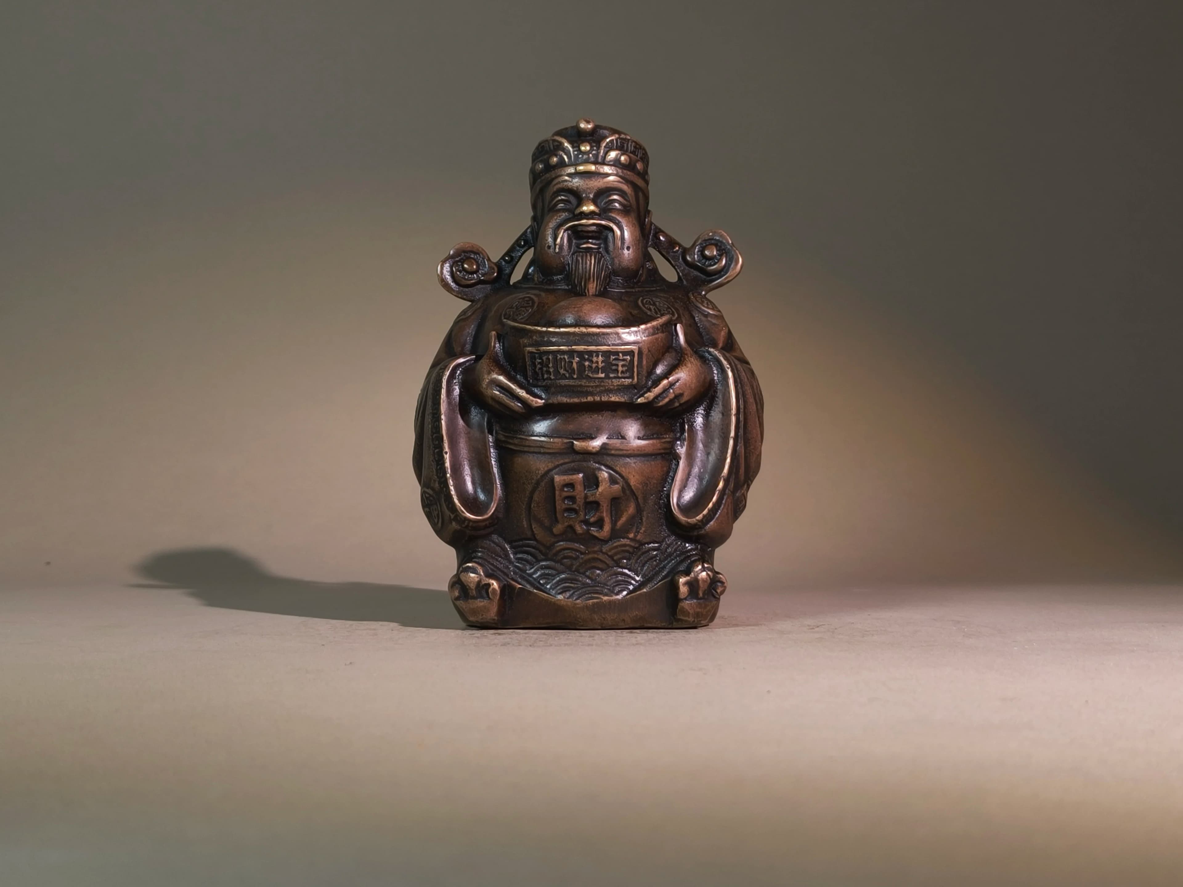 Pure Copper Ornament of Creative God of Wealth Holding Gold Ingot Standing Statue, Copper Ware, Cultural Play Craft for Home Liv