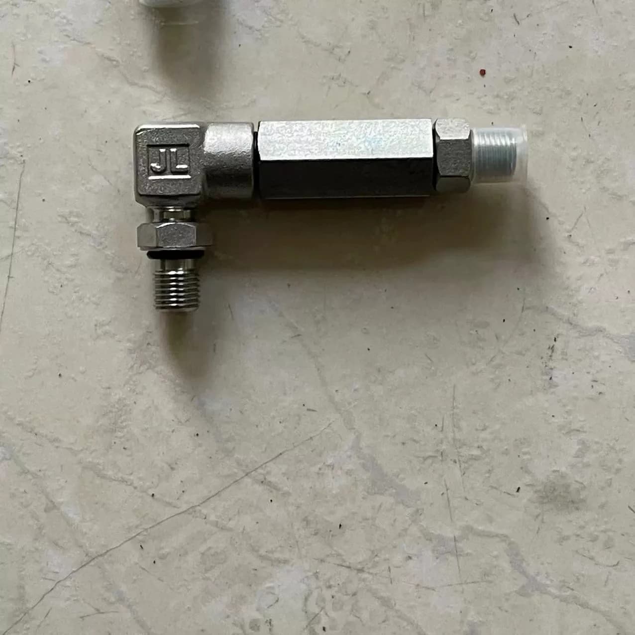 20Y-62-41603 Genuine for Komatsus Excavator Spare Parts  LS Slow Return Valve, Main Valve Connector, Distributor Signal Valve