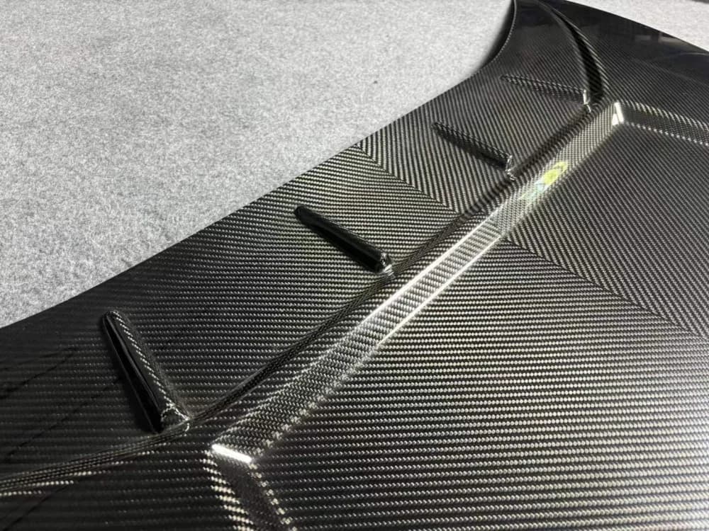 For Huracan Huracan, Front Engine Hood  Tecnica Dry Carbon Fiber Front Hood