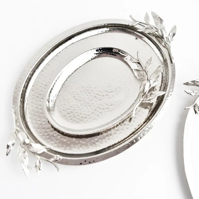 Elegant Gold and Silver Brass Leaf Decorative Oval Tray for Modern Luxury Interior Display and Storage