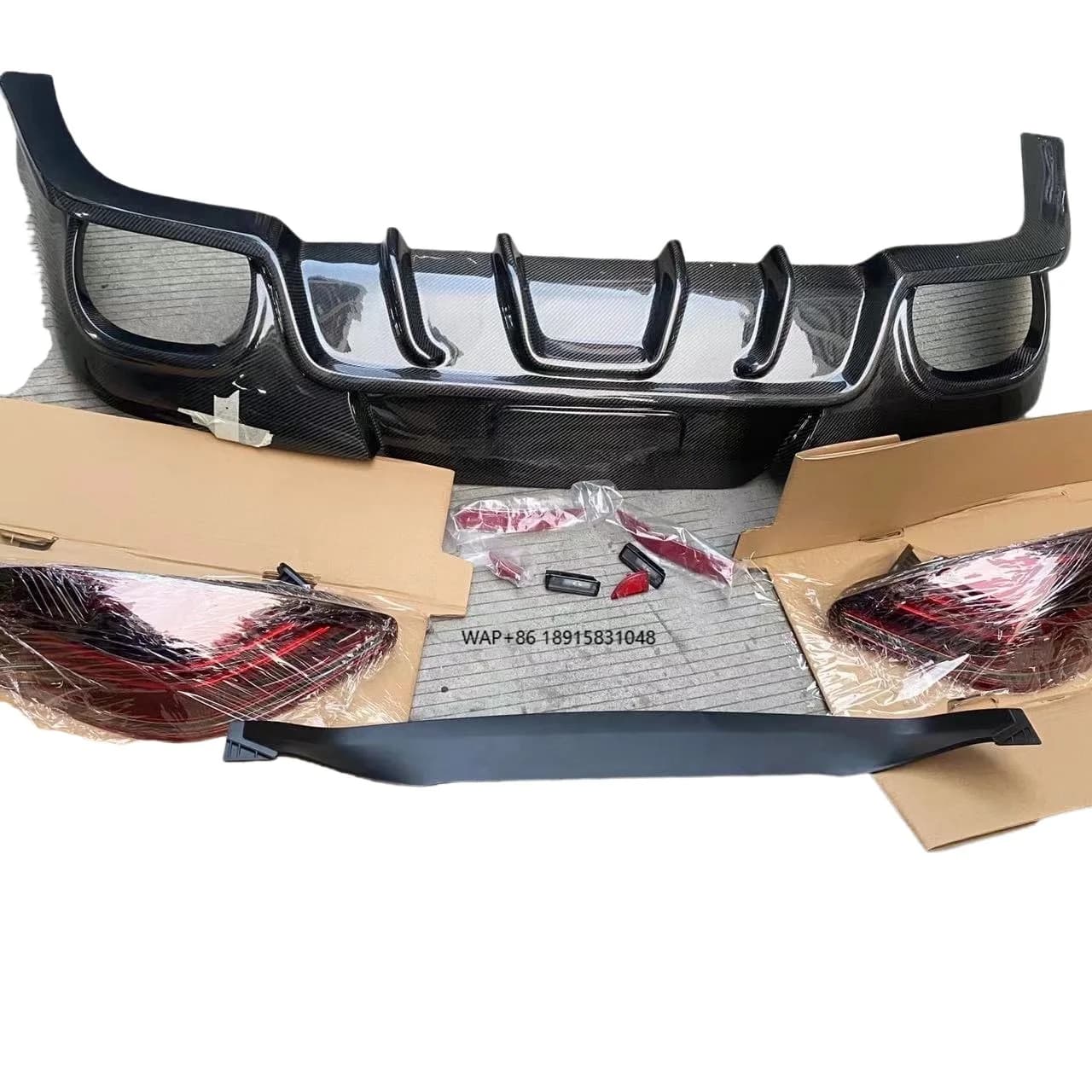 New Car for  970.1 Rear Bumper Taillight Body Kit
