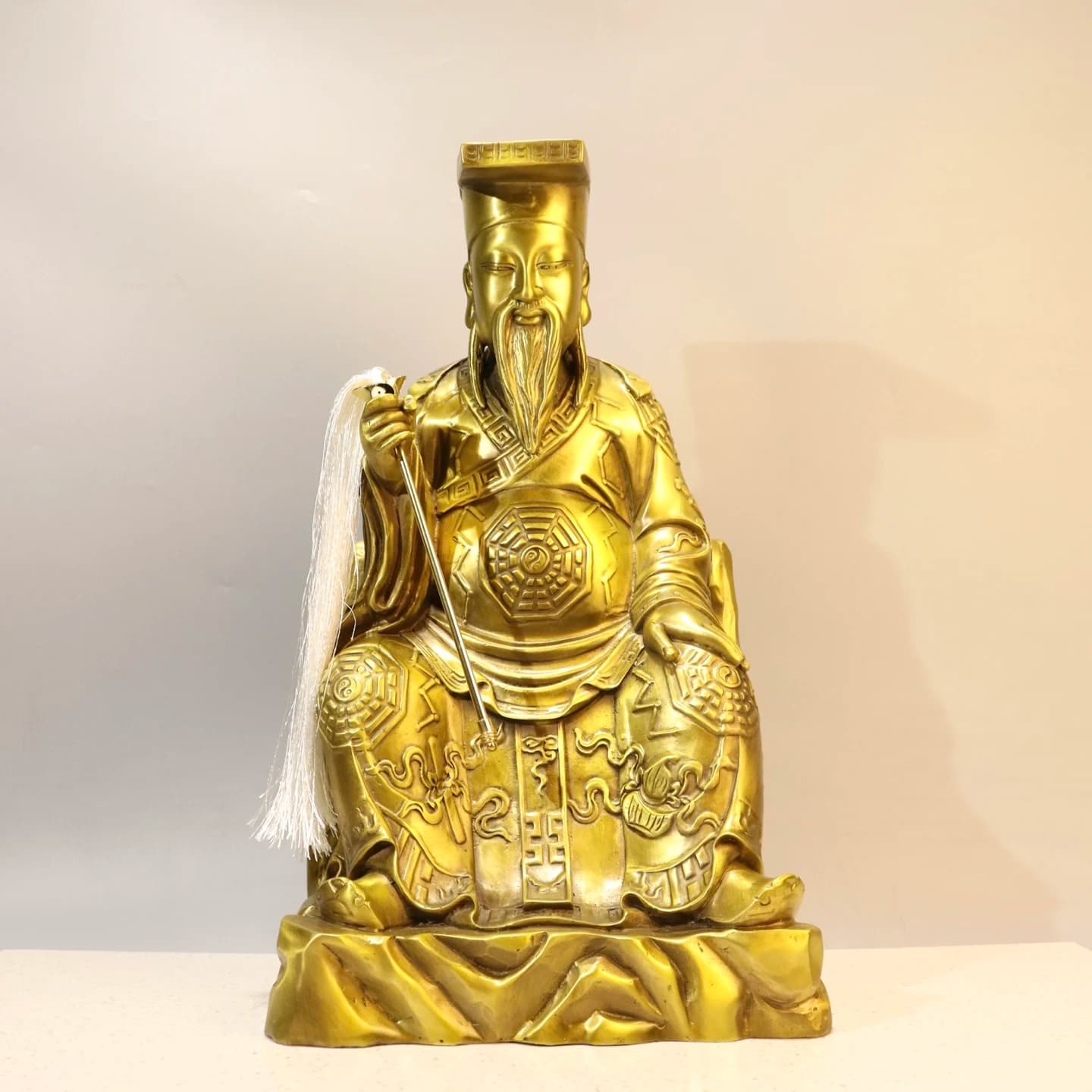 Old Brass Eight Immortals one of Lü Dongbin Pure Yangzi Lv Zu Taoism Immortal sitting statue Study screen Amass wealth Ornaments