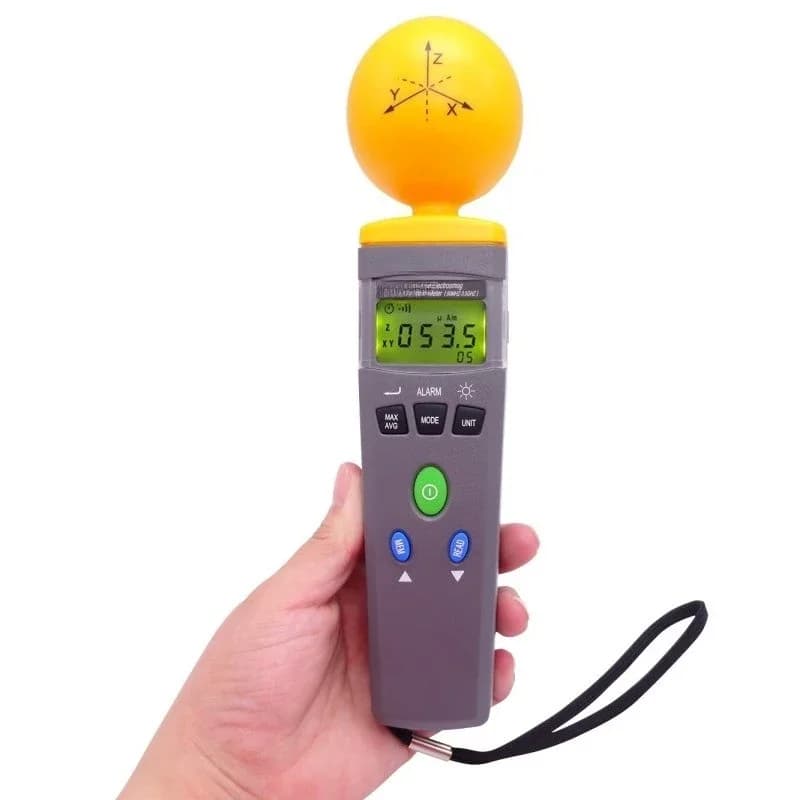 High frequency electromagnetic wave detector TES-92/593R mobile base station radiation test instrument