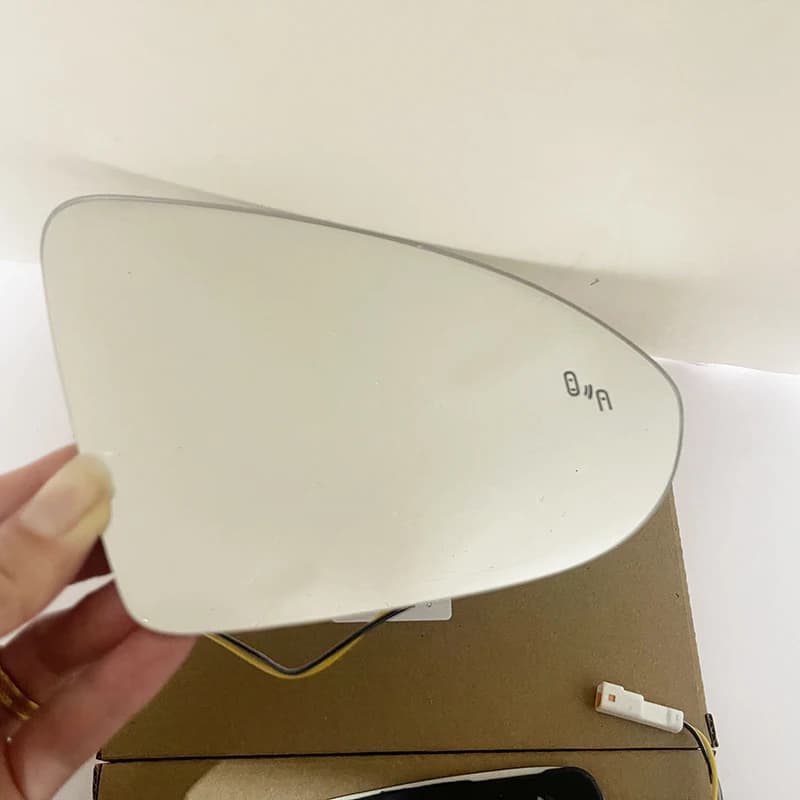 Auto Heated Blind Spot Warning Wing Rear Mirror Glass  For VW Jetta MK7 2019 2020  USA Version